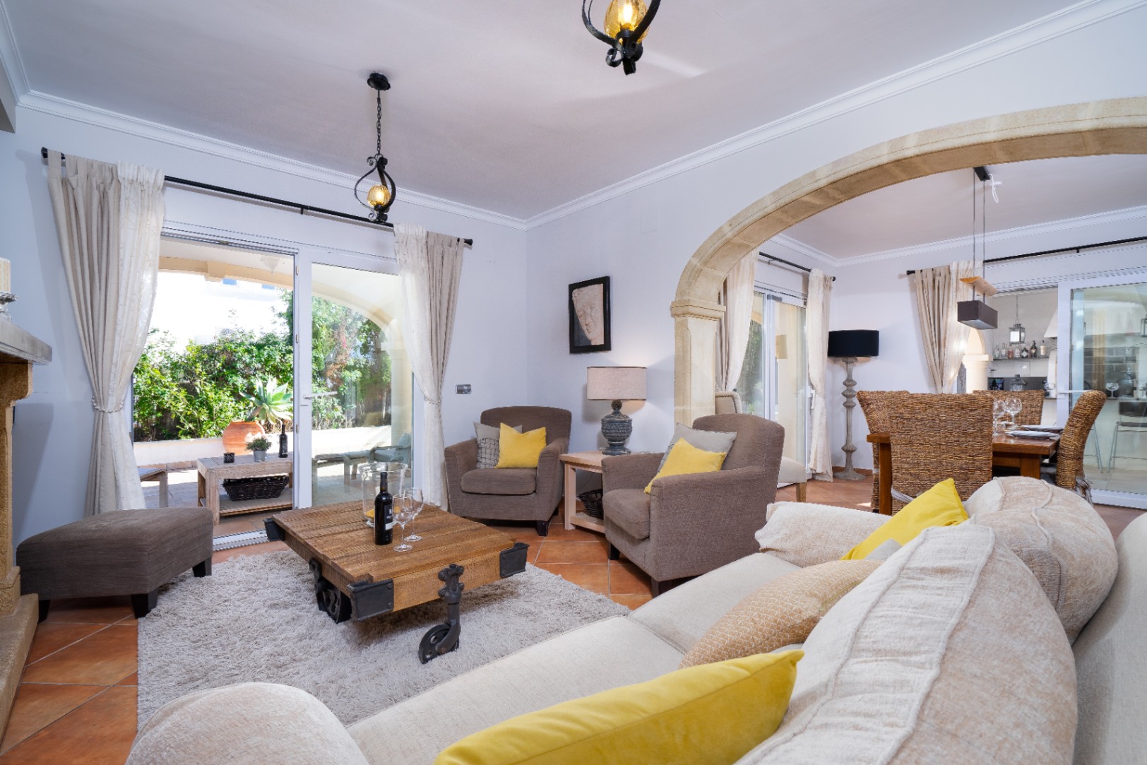 Mooie villa met 3 slaapkamers op een steenworp afstand van de stad Moraira en de stranden